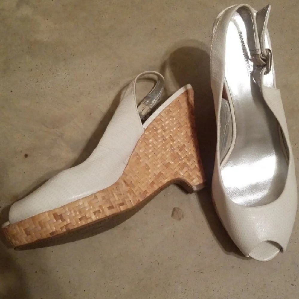 Banana Republic sandals